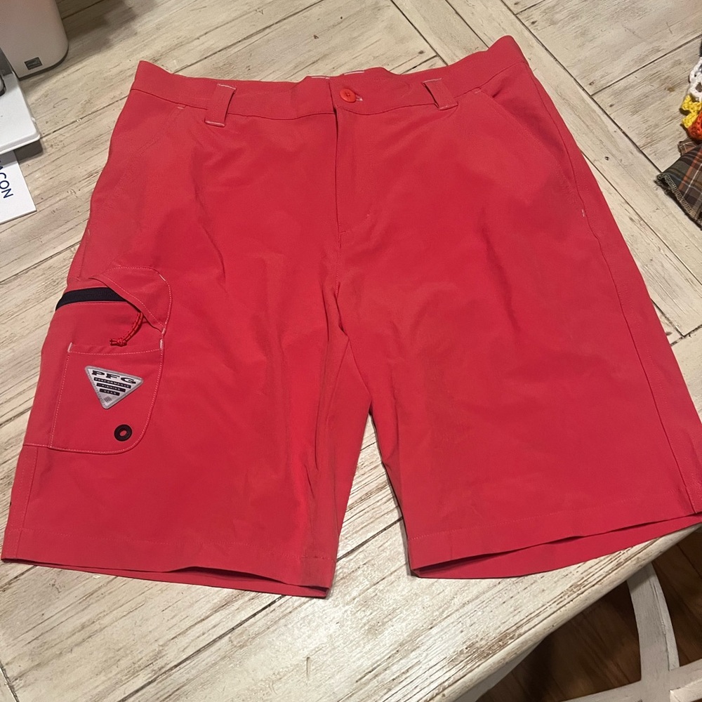 Columbia shorts
